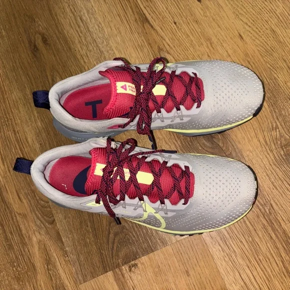 Nike Pegasus Trail 4 Women’s Size 11 - Picture 3 of 9